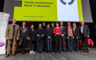 Florence Benoit-Marquié, enseignante-chercheuse à Softmat, a reçu les Palmes académiques